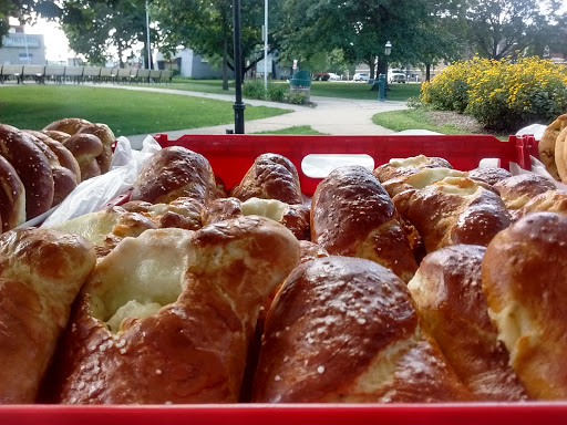 Park «Central Memorial Park», reviews and photos, 212 E 4th St, Sterling, IL 61081, USA