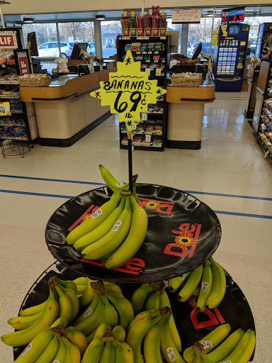 Supermarket «IGA», reviews and photos, 607 E Southline Rd, Tuscola, IL 61953, USA