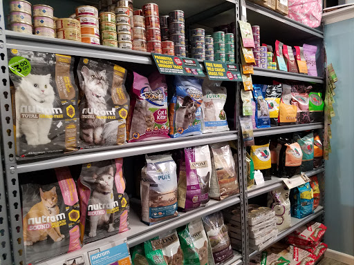 Pet Supply Store «Dog-Mania & Cats», reviews and photos, 37846 Meridian Ave, Dade City, FL 33525, USA