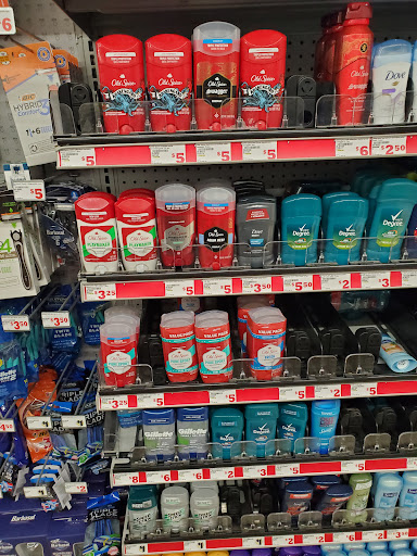 Dollar Store «FAMILY DOLLAR», reviews and photos, 2801 W Broadway, Council Bluffs, IA 51501, USA