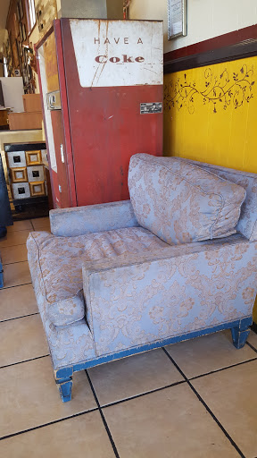 Coffee Shop «Royal Cup Cafe & Coffee Shop», reviews and photos, 994 Redondo Ave, Long Beach, CA 90804, USA