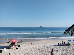 Foto von Juquehy Strand und die siedlung