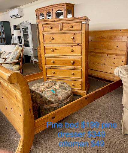 Consignment Shop «Refabulous Furnishings», reviews and photos, 2231 Vestal Pkwy W, Vestal, NY 13850, USA