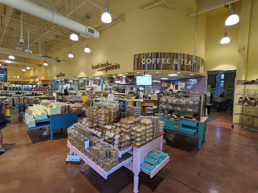 Grocery Store «Whole Foods Market», reviews and photos, 650 W Shaw Ave, Fresno, CA 93704, USA