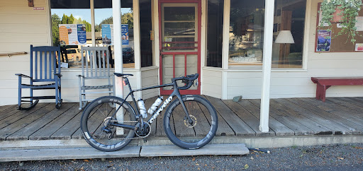 Grocery Store «Butteville General Store», reviews and photos, 10767 Butte St NE, Aurora, OR 97002, USA