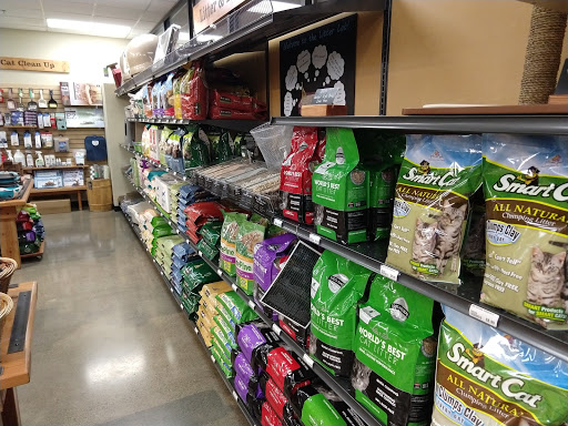 Pet Supply Store «Mud Bay», reviews and photos, 2100 SE 164th Ave, Vancouver, WA 98683, USA