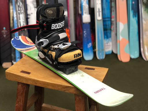 Snowboard Shop «Outfitters Ski Shop / OutBack Board Store», reviews and photos, 2221 Marietta Ave, Lancaster, PA 17603, USA