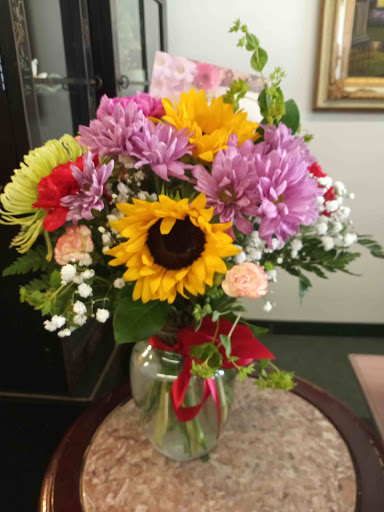 Florist «Rialto Florist», reviews and photos, 114 S Riverside Ave, Rialto, CA 92376, USA