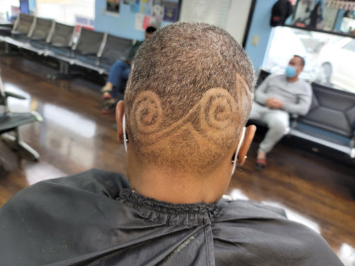 Barber Shop «St. Johns Barber Shop», reviews and photos, 22815 Pacific Hwy S, Des Moines, WA 98198, USA