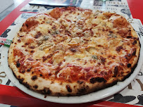 Plats et boissons du TAKI PIZZA : pizzeria Montferrand à Clermont-Ferrand - n°19