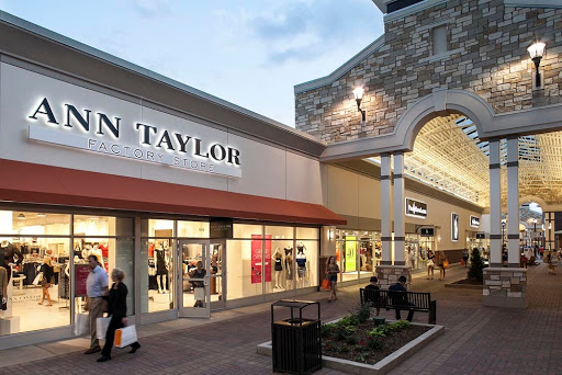 Shopping Mall «Twin Cities Premium Outlets», reviews and photos, 3965 Eagan Outlets Pkwy, Eagan, MN 55122, USA