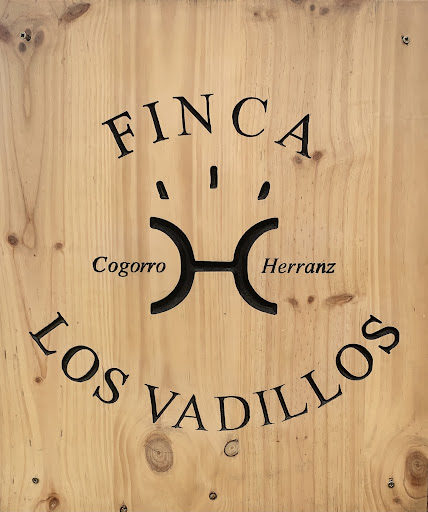 Hipica y Finca los Vadillos: Club deportivo los 7 Roeles en Navalperal de Pinares, Ávila‎