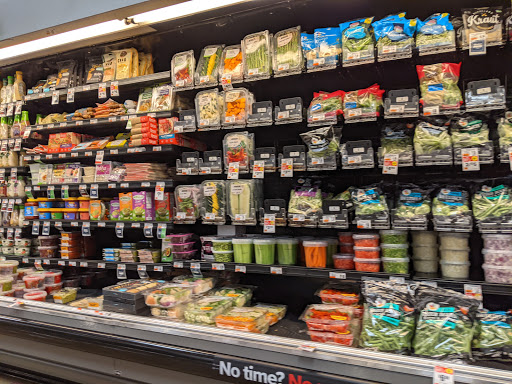 Grocery Store «Giant Food Stores», reviews and photos, 450 E Main St, Middletown, PA 17057, USA