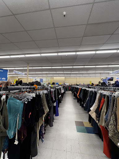 Thrift Store «TC Resale & Donation Thrift Store», reviews and photos, 5050 SE 82nd Ave, Portland, OR 97266, USA