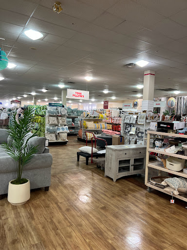 Department Store «HomeGoods», reviews and photos, 12670 W Sunrise Blvd, Sunrise, FL 33323, USA