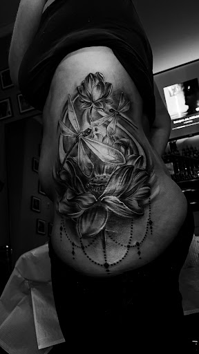 Explore swirl tattoo ideas, creative tattoo ideas in East Stroudsburg, available at Faimeouz Ink