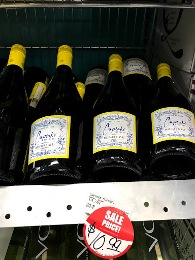 Liquor Store «East Windsor Bottle King», reviews and photos, 385 US-130, East Windsor, NJ 08520, USA