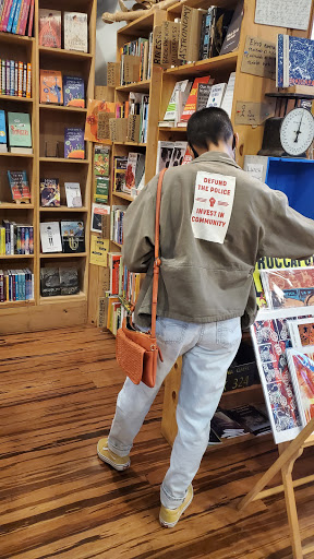 Book Store «Alley Cat Bookstore and Gallery», reviews and photos, 3036 24th St, San Francisco, CA 94110, USA