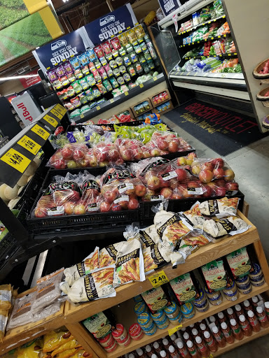 Grocery Store «Grocery Outlet Bargain Market», reviews and photos, 960 Roosevelt Ave, Enumclaw, WA 98022, USA