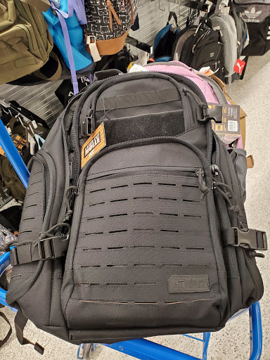 Shopping Mall «Vacaville Commons Shopping Center», reviews and photos, 2098 Harbison Dr, Vacaville, CA 95687, USA