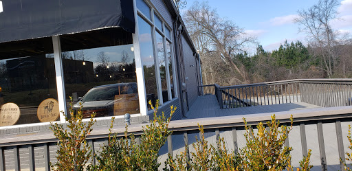 Liquor Store «Fairview Liquors & Fine Wines», reviews and photos, 2382 Fairview Blvd, Fairview, TN 37062, USA