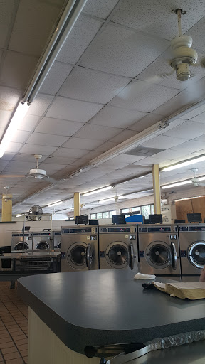 Laundromat «Sunshine Coin Laundry», reviews and photos, 700 W Livingston St, Orlando, FL 32805, USA