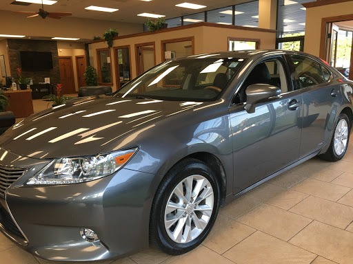 Car Dealer «J&M Automotive Sales and Service LLC», reviews and photos, 756 New Haven Rd, Naugatuck, CT 06770, USA