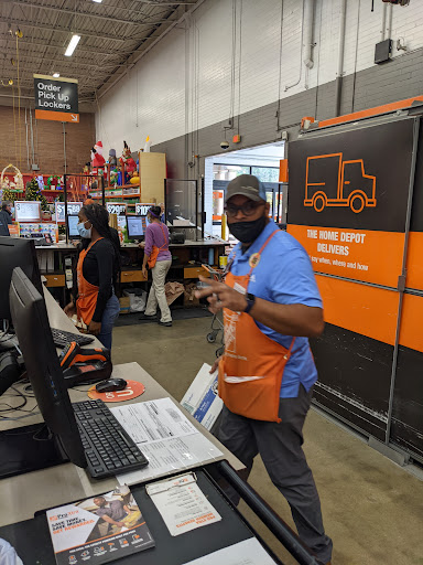 Home Improvement Store «The Home Depot», reviews and photos, 29801 Southfield Rd, Southfield, MI 48076, USA