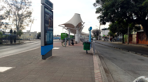 Estacion Escultura Alimentadoras Macrobus