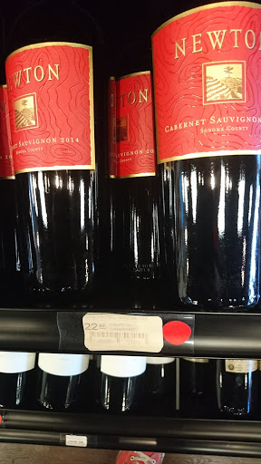 Liquor Store «Wine Chateau», reviews and photos, 1021 St George Ave #1, Colonia, NJ 07067, USA