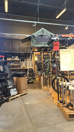 Camping Store «REI», reviews and photos, 9637 E County Line Rd, Englewood, CO 80112, USA