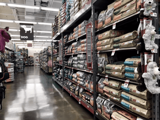 Pet Supply Store «Pet Supplies Plus», reviews and photos, 22381 Pontiac Trail, South Lyon, MI 48178, USA