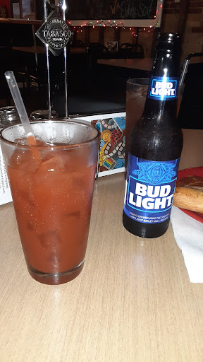 Restaurant «The Gaslight Pizza & Grill», reviews and photos, 328 E 4th St, Huntingburg, IN 47542, USA