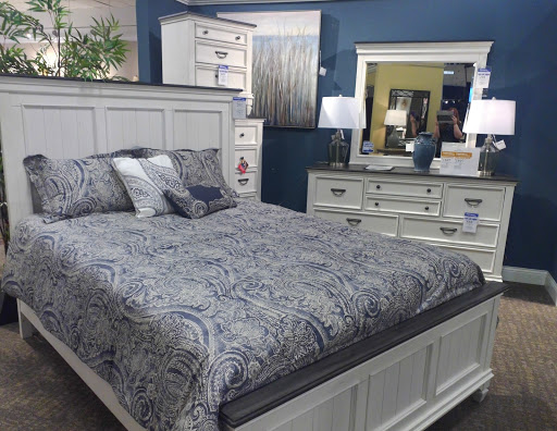 Furniture Store «Furniture Fair», reviews and photos, 8760 Colerain Ave, Groesbeck, OH 45251, USA