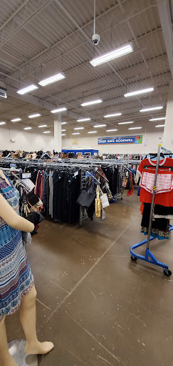 Thrift Store «Rappahannock Goodwill Industries:- Harrison Crossing Store», reviews and photos, 7101 Harrison Rd, Fredericksburg, VA 22407, USA