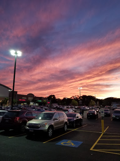 Shopping Mall «Gateway Centre Plaza», reviews and photos, Howard St, Chicago, IL 60626, USA