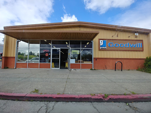 Thrift Store «Goodwill - Redwood Empire», reviews and photos, 6826 Sebastopol Ave, Sebastopol, CA 95472, USA