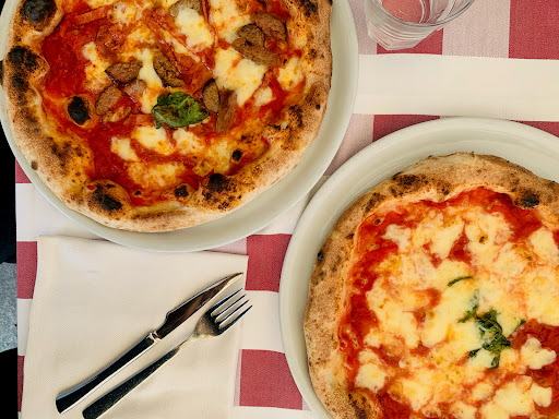 Trattoria & Pizzeria - Ciro e Cosimo in Pero, Città Metropolitana di Milanoo