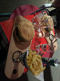 Aliment-réconfort du Restauration rapide Burger Le croq'lili panini bruschetta à Denney - n°15