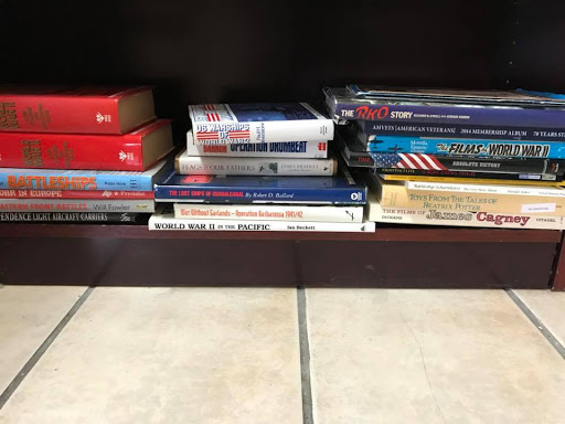 Used Book Store «R & B Used Books», reviews and photos, 12830 Saginaw Rd # F, Grand Blanc, MI 48439, USA