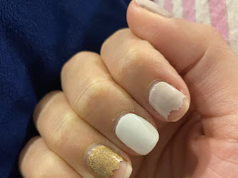 Glamour Nails