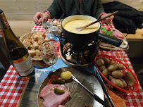 Raclette du Restaurant de fondues Le Chaudron Savoyard à Châlons-en-Champagne - n°12