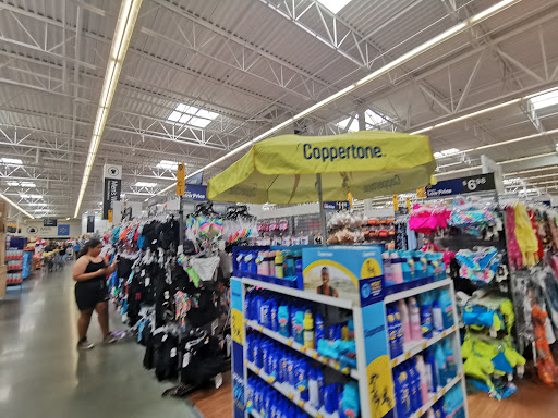 Discount Store «Walmart», reviews and photos, 1366 S Riverside Ave, Rialto, CA 92376, USA