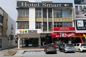 Hotel Smart image