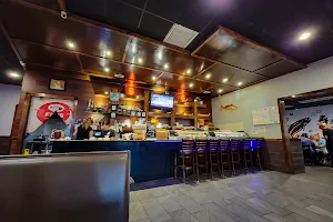 Fin's Japanese Sushi & Grill image