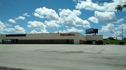 Office Supply Store «OfficeMax», reviews and photos, 320 W Kimberly Rd, Davenport, IA 52806, USA