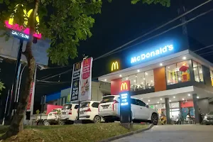 McDonald's Drive-Thru Balikpapan Baru image