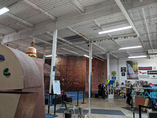 Rock Climbing Gym «Philadelphia Rock Gym - East Falls», reviews and photos, 3500 Scotts Ln B-3, Philadelphia, PA 19129, USA