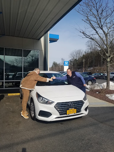 Used Car Dealer «Friendly Honda», reviews and photos, 1143 Dutchess Turnpike, Poughkeepsie, NY 12603, USA
