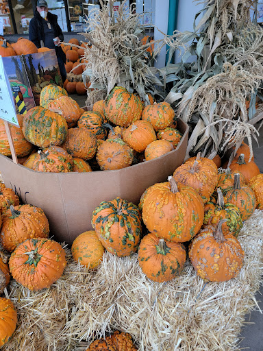 Shopping Mall «Aurora Square», reviews and photos, 15300 Westminster Way N, Shoreline, WA 98133, USA